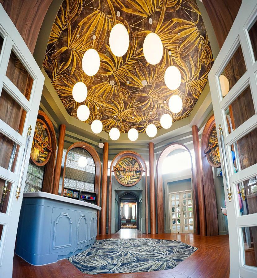 Hualien Farglory Hotel Yanliau Extérieur photo Interior of the library