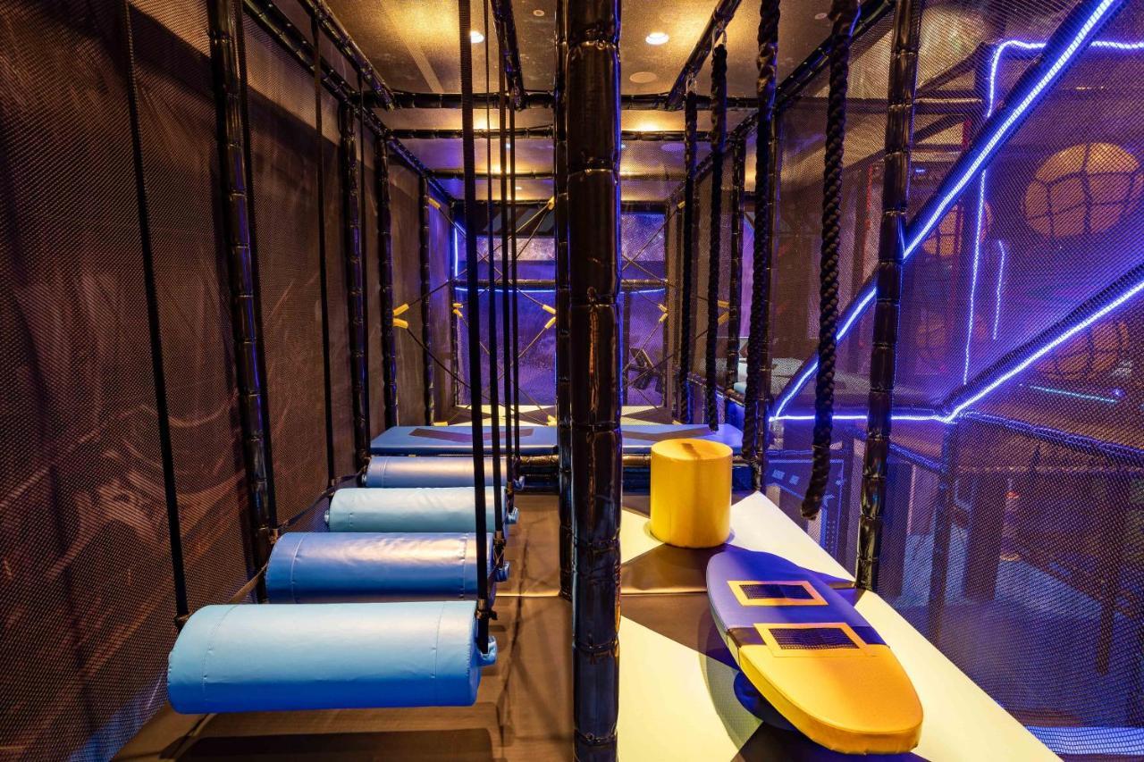 Hualien Farglory Hotel Yanliau Extérieur photo The climbing wall