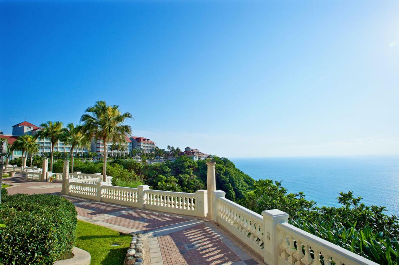 Hualien Farglory Hotel Yanliau Extérieur photo View of the resort